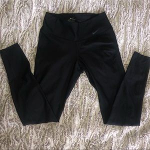 Black Nike Leggings